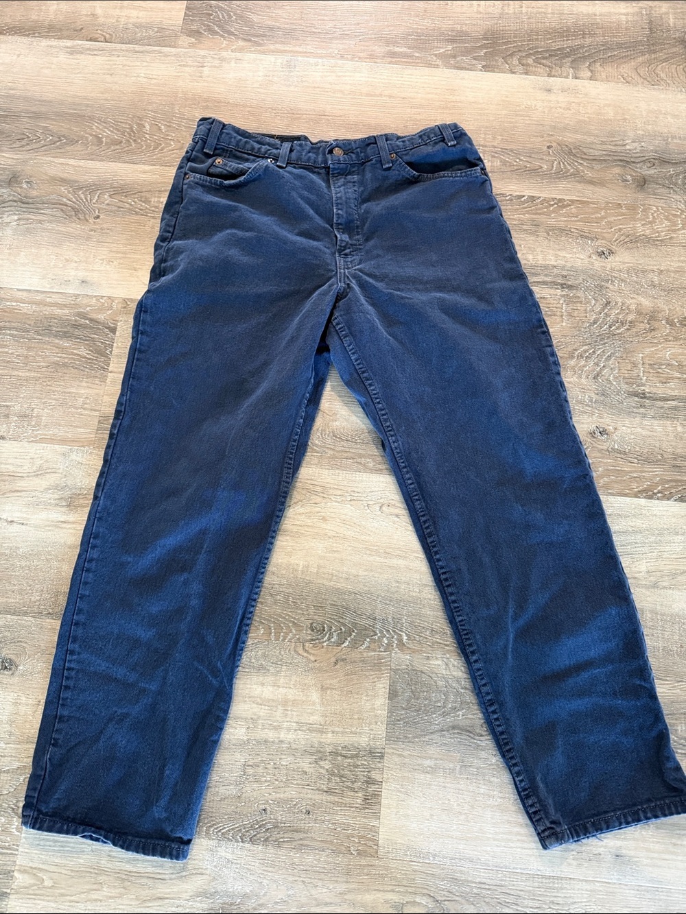 Vintage Levi’s Men's 550 - Classic Relaxed Fit sz 36 x 30